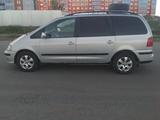 SEAT Alhambra 2001 года за 2 300 000 тг. в Уральск – фото 3