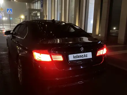 BMW 520 2013 года за 8 500 000 тг. в Астана – фото 2