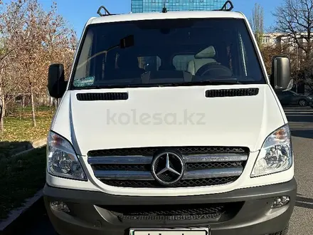 Mercedes-Benz Sprinter 2010 года за 20 900 000 тг. в Алматы – фото 6