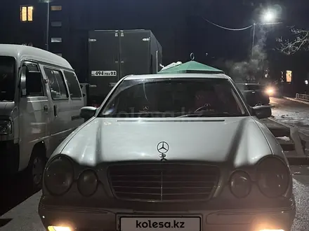 Mercedes-Benz E 320 2001 года за 5 500 000 тг. в Алматы – фото 4