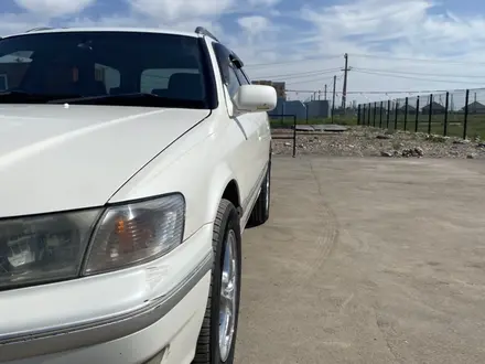 Toyota Mark II Qualis 1998 года за 3 600 000 тг. в Алматы – фото 3