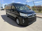Toyota Hiace 2025 года за 48 500 000 тг. в Астана