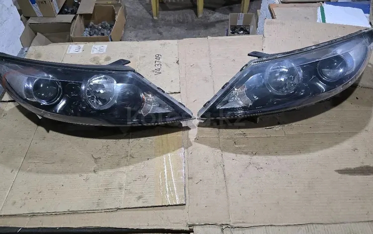 Фары передние на Kia Sportage 3 за 1 469 тг. в Шымкент