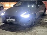 Hyundai Sonata 2022 годаfor13 500 000 тг. в Алматы