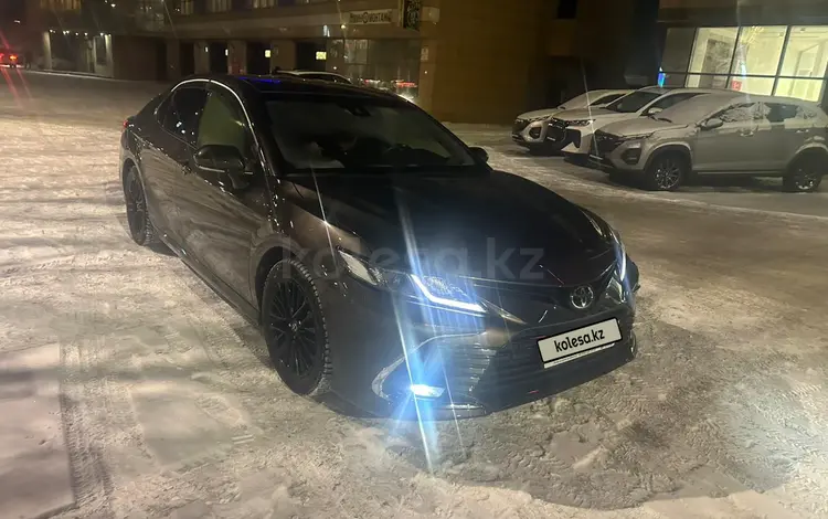 Toyota Camry 2023 годаүшін16 000 000 тг. в Семей