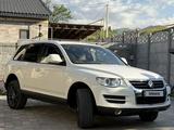 Volkswagen Touareg 2008 годаүшін5 250 000 тг. в Алматы – фото 3