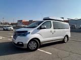 Hyundai Starex 2018 года за 13 900 000 тг. в Алматы – фото 2
