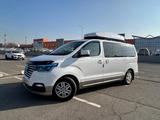 Hyundai Starex 2018 года за 13 900 000 тг. в Алматы – фото 3