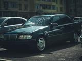 Mercedes-Benz C 240 1998 годаүшін2 300 000 тг. в Актау – фото 3