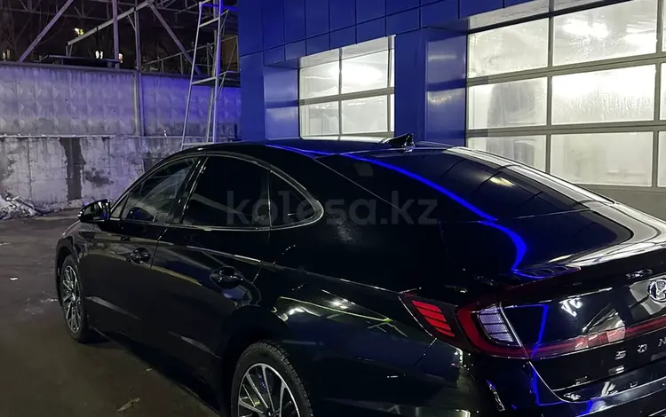 Hyundai Sonata 2021 года за 11 000 000 тг. в Алматы