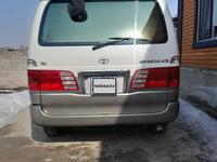 Toyota Grand Hiace 2000 годаfor8 800 000 тг. в Алматы