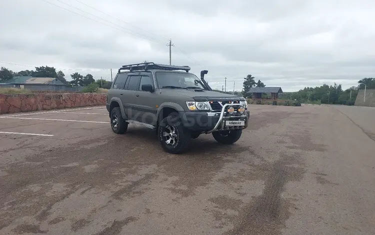 Nissan Patrol 2000 годаfor8 000 000 тг. в Астана