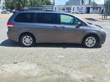 Toyota Sienna 2014 годаfor10 000 000 тг. в Байконыр – фото 4