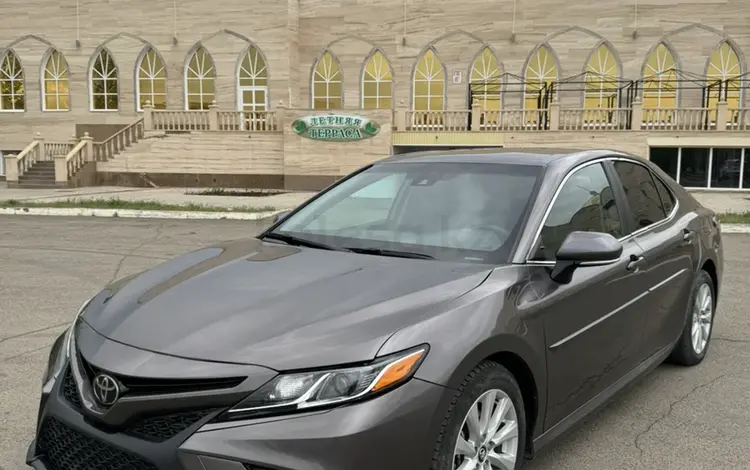 Toyota Camry 2018 годаүшін9 200 000 тг. в Уральск