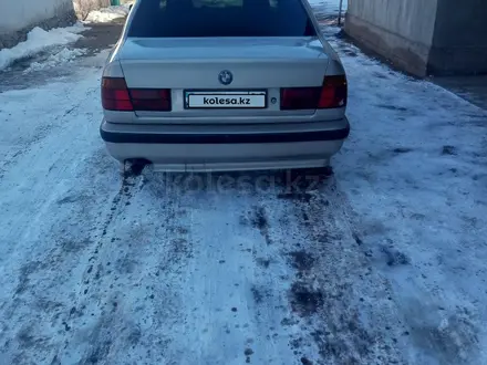 BMW 520 1991 года за 1 400 000 тг. в Кулан – фото 4