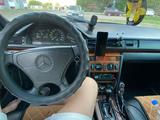 Mercedes-Benz E 220 1990 годаүшін1 450 000 тг. в Караганда – фото 3