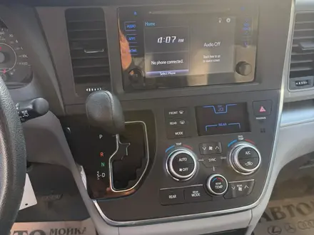 Toyota Sienna 2016 года за 11 000 000 тг. в Алматы – фото 5