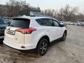 Toyota RAV4 2018 годаfor13 000 000 тг. в Алматы – фото 16