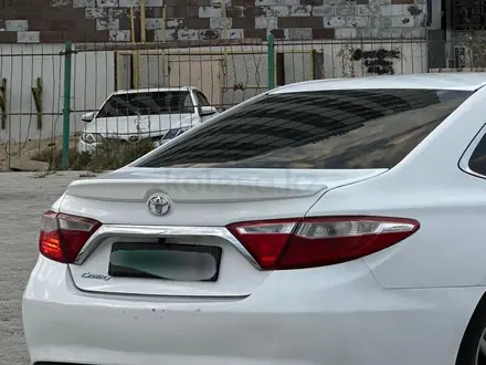 Toyota Camry 2017 года за 6 800 000 тг. в Актау – фото 12