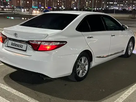 Toyota Camry 2017 года за 6 800 000 тг. в Актау