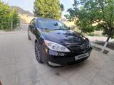 Toyota Camry 2004 года за 4 000 000 тг. в Жанаозен – фото 2