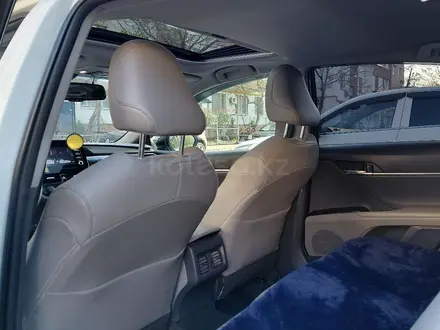 Toyota Camry 2023 года за 14 000 000 тг. в Актау – фото 15