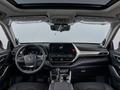 Toyota Highlander Luxe 2025 года за 27 800 000 тг. в Семей – фото 16