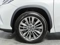 Toyota Highlander Luxe 2025 года за 27 800 000 тг. в Семей – фото 9