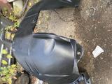 Подкрыльник передний правый подкрылок локер 8200735437 за 6 500 тг. в Астана – фото 2