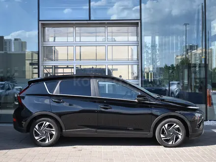 Hyundai Bayon 2023 года за 6 790 000 тг. в Астана – фото 6