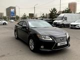 Lexus ES 250 2013 года за 14 000 000 тг. в Алматы – фото 2