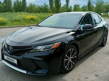 Toyota Camry 2019 года за 13 000 000 тг. в Алматы – фото 7