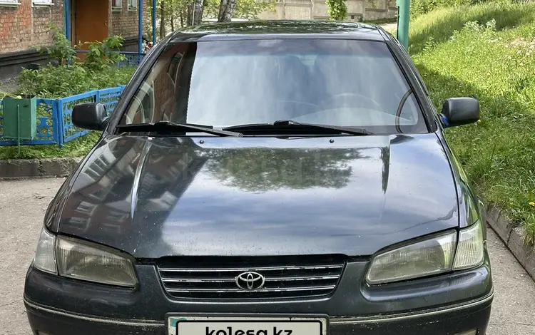 Toyota Camry 1996 года за 2 300 000 тг. в Усть-Каменогорск