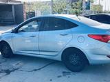 Hyundai Solaris 2011 года за 4 400 000 тг. в Актау – фото 2