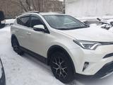 Toyota RAV4 2017 года за 12 500 000 тг. в Павлодар – фото 4