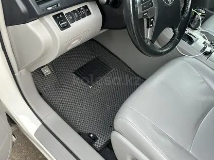 Toyota Highlander 2013 года за 9 900 000 тг. в Актау – фото 12