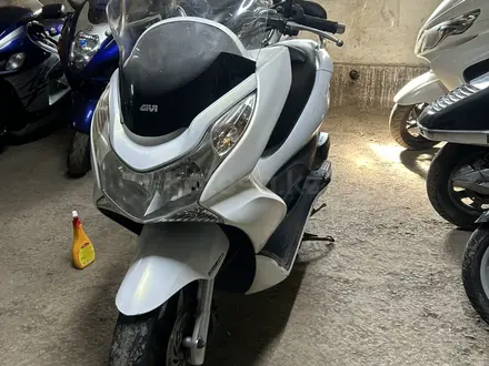 Honda  PCX 125 2011 года за 850 000 тг. в Алматы – фото 2