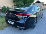 Hyundai Sonata 2017 года за 7 500 000 тг. в Шымкент – фото 2