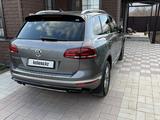 Volkswagen Touareg 2016 годаүшін18 500 000 тг. в Костанай – фото 3