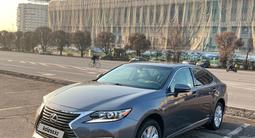 Lexus ES 300h 2015 годаүшін11 800 000 тг. в Алматы