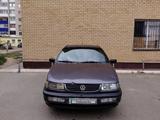 Volkswagen Passat 1995 года за 1 500 000 тг. в Уральск – фото 2