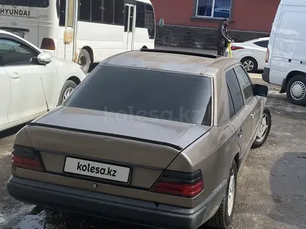 Mercedes-Benz E 230 1989 года за 1 300 000 тг. в Алматы – фото 10