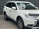 Mitsubishi Outlander 2015 года за 8 500 000 тг. в Алматы