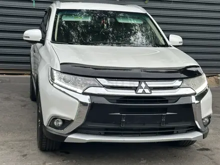 Mitsubishi Outlander 2015 года за 8 500 000 тг. в Алматы – фото 2