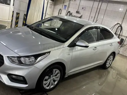 Hyundai Accent 2019 года за 7 300 000 тг. в Астана – фото 3