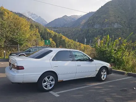 Toyota Camry 2001 года за 3 300 000 тг. в Алматы – фото 6