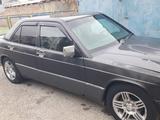 Mercedes-Benz E 200 1992 годаfor800 000 тг. в Кызылорда – фото 5