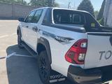Toyota Hilux 2026 годаүшін31 500 000 тг. в Алматы – фото 4