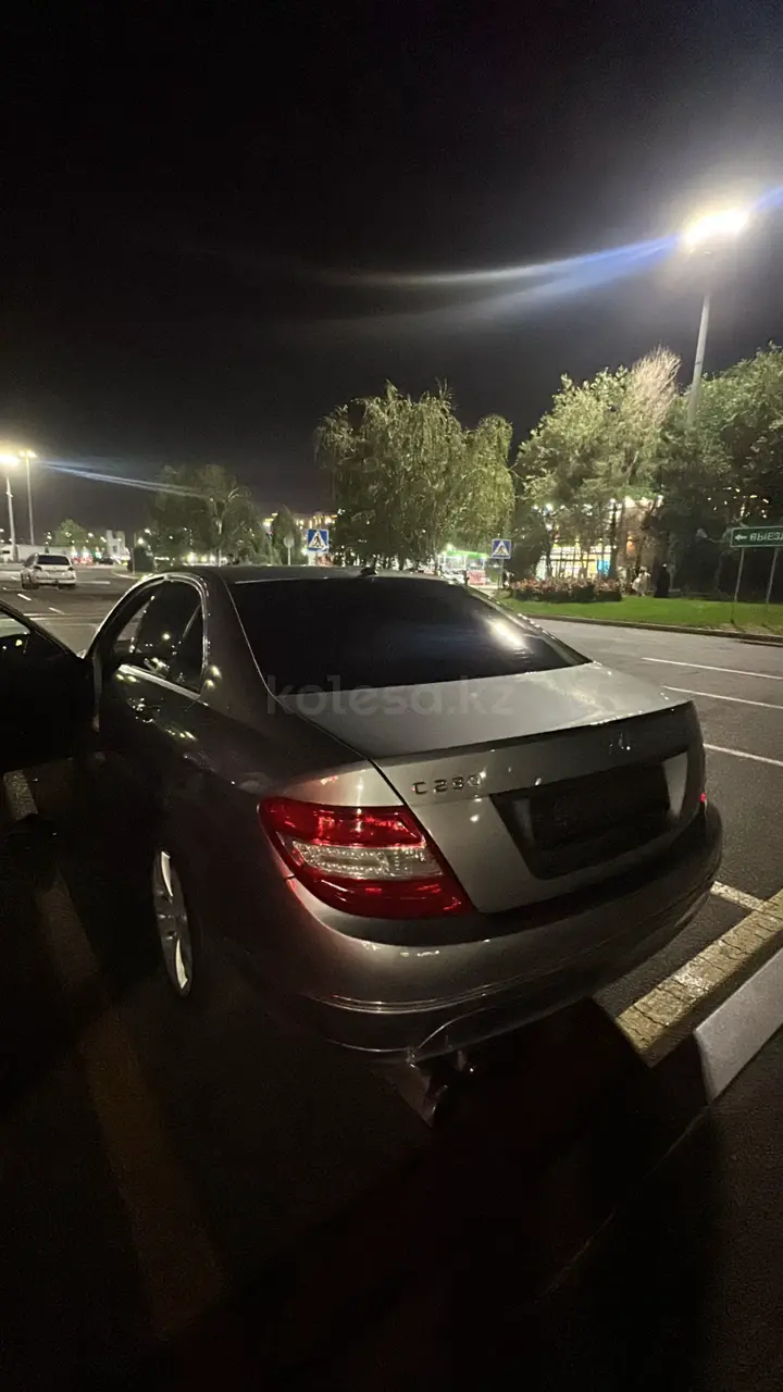 Mercedes-Benz C-Class, 2011