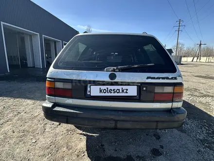Volkswagen Passat 1987 года за 800 000 тг. в Семей – фото 4